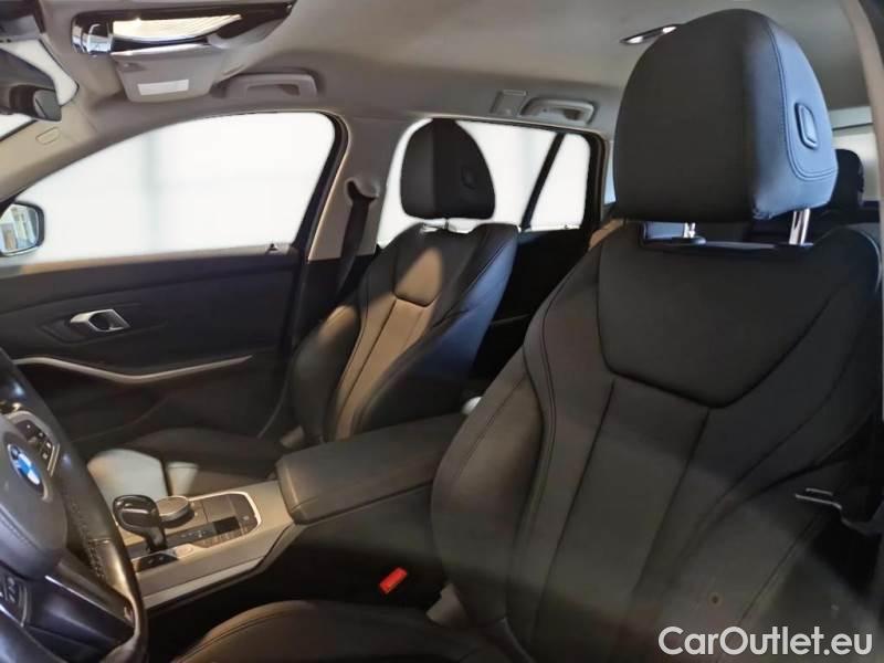 Bmw  Serie 3 BMW  / 2018 / 5P / STATION WAGON 330E BUSINESS ADVANTAGE TOURING AUTO #11