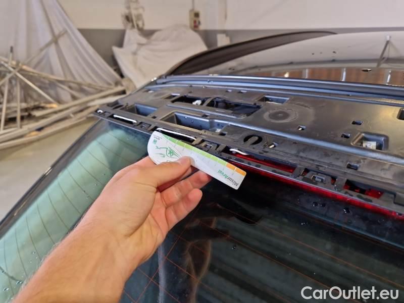 Bmw  Serie 3 BMW  / 2018 / 5P / STATION WAGON 330E BUSINESS ADVANTAGE TOURING AUTO #44