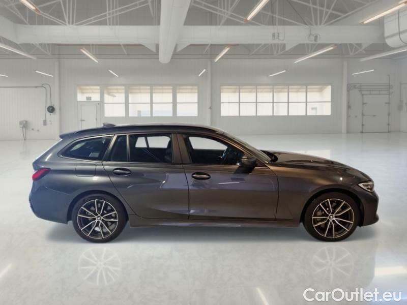 Bmw  Serie 3 BMW  / 2018 / 5P / STATION WAGON 330E BUSINESS ADVANTAGE TOURING AUTO #7