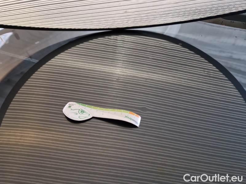 Bmw  Serie 3 BMW  / 2018 / 5P / STATION WAGON 330E BUSINESS ADVANTAGE TOURING AUTO #29