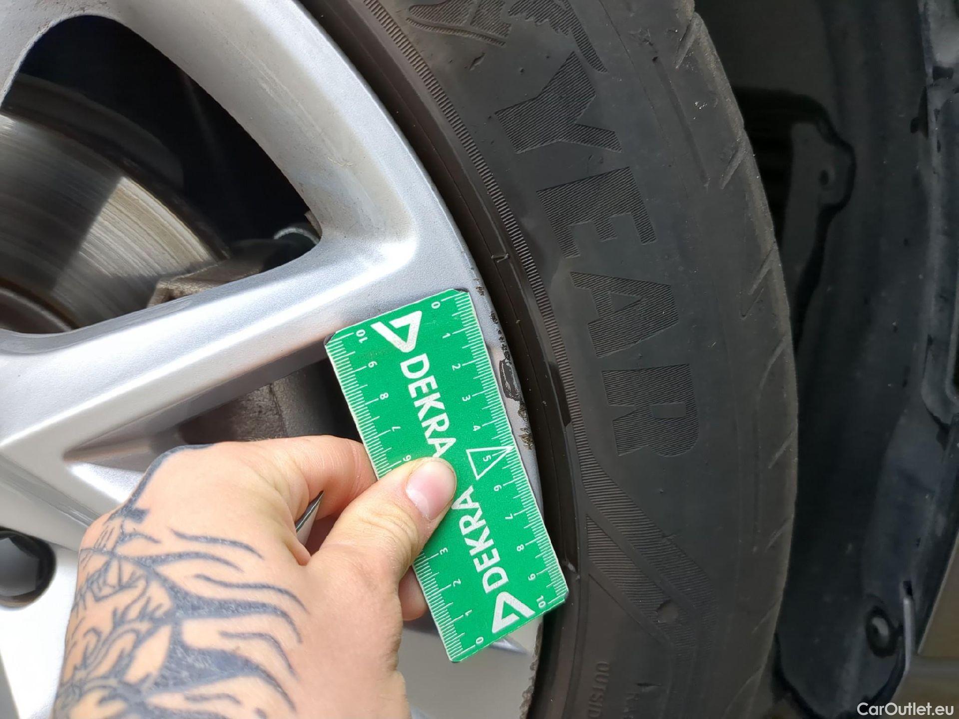  Cupra  Formentor CUPRA  / 2020 / 5P / SUV 1.4 e-HYBRID 204ch DSG6 Business Edition #4