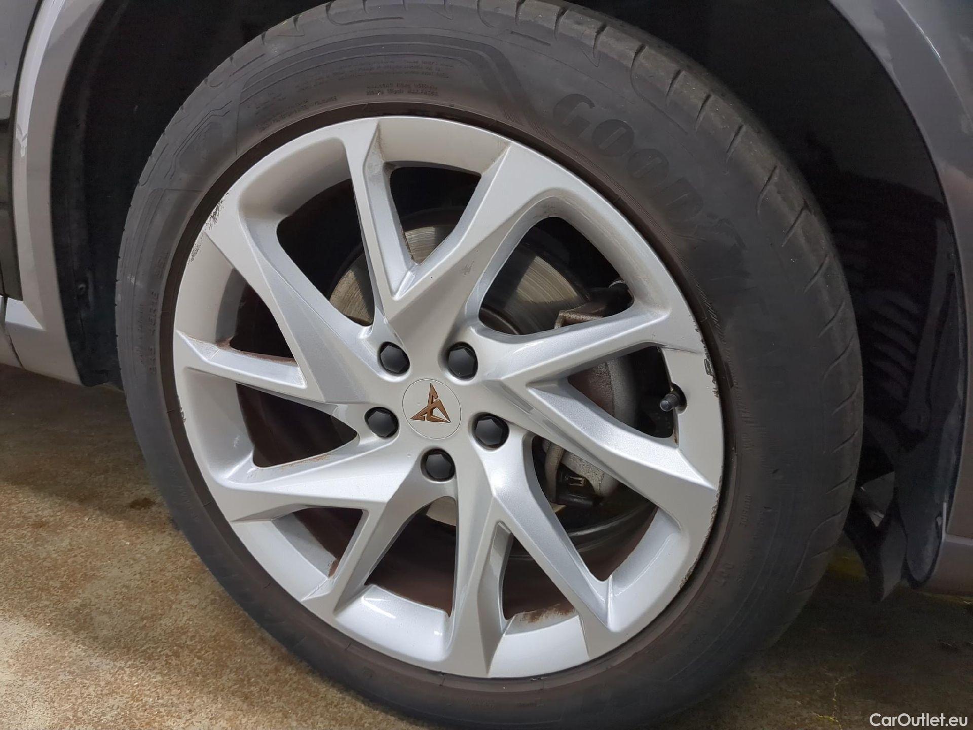  Cupra  Formentor CUPRA  / 2020 / 5P / SUV 1.4 e-HYBRID 204ch DSG6 Business Edition #3