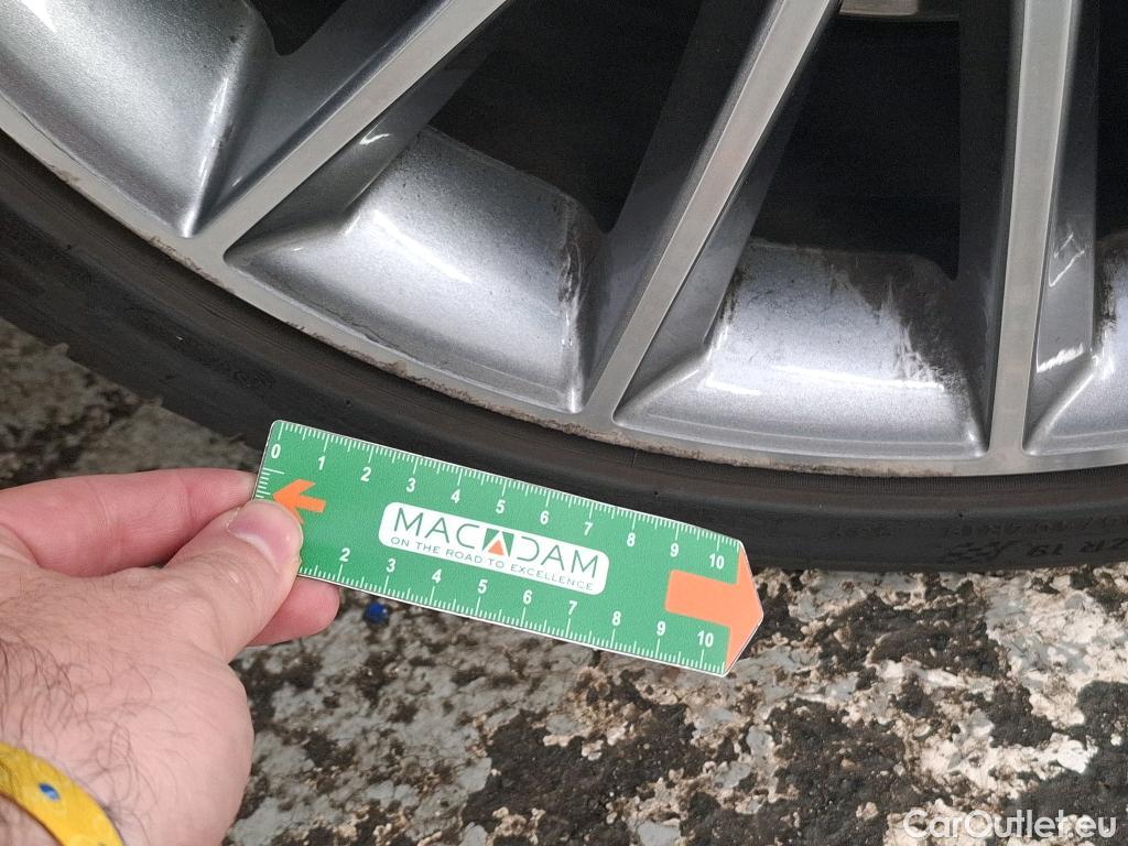 Mercedes  CLA-Klasse MERCEDES-BENZ CLA Coupe / 2019 / 4P / Coupé CLA 250 e AMG Line #21