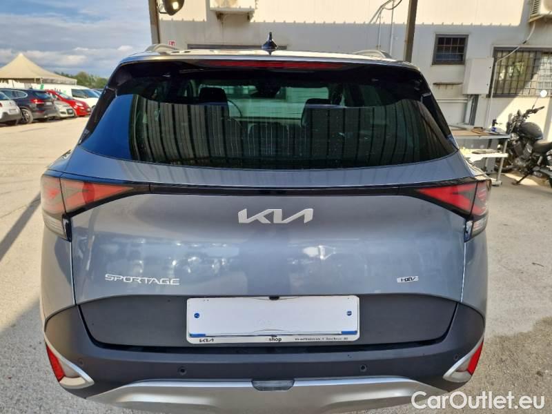 KIA  Sportage KIA  / 2021 / 5P / SUV 1.6 TGDI HEV STYLE 2WD AUTO #56