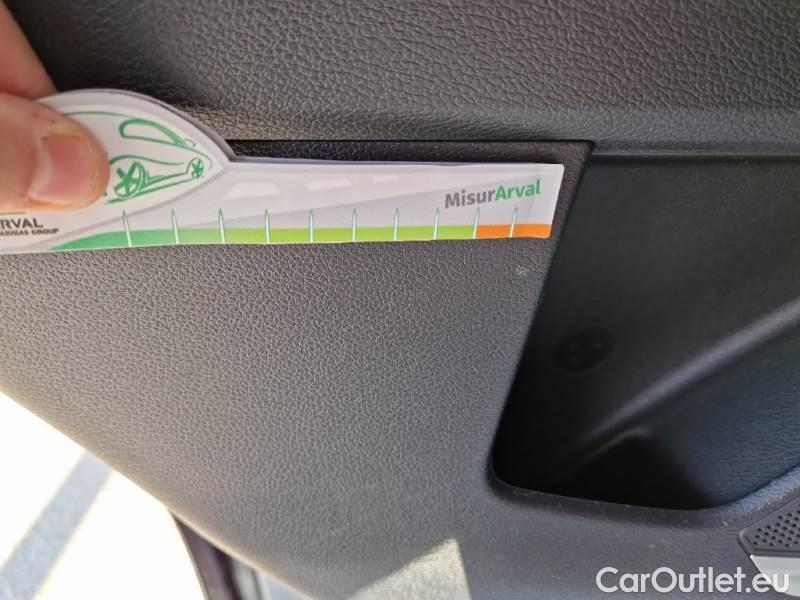 KIA  Sportage KIA  / 2021 / 5P / SUV 1.6 TGDI HEV STYLE 2WD AUTO #91