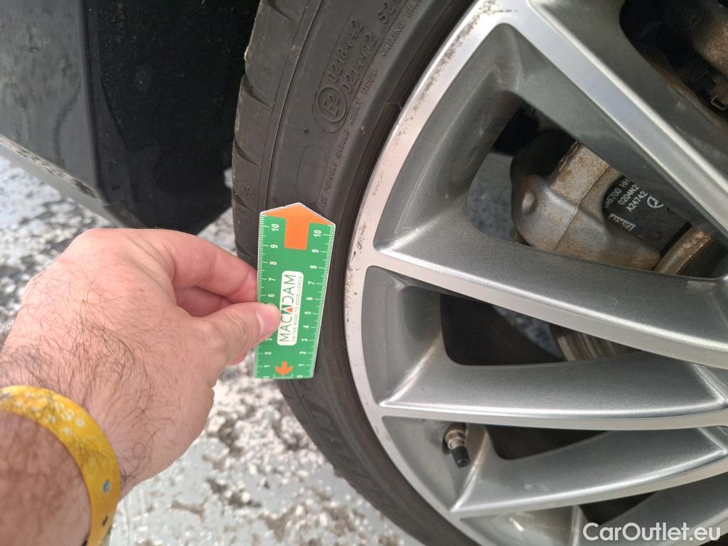 Mercedes  CLA-Klasse MERCEDES-BENZ CLA Coupe / 2019 / 4P / Coupé CLA 250 e AMG Line #26