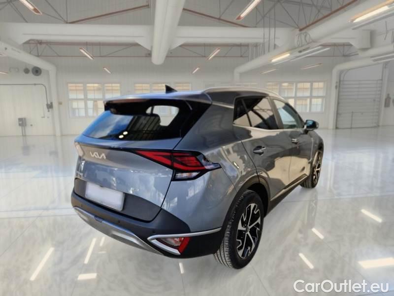 KIA  Sportage KIA  / 2021 / 5P / SUV 1.6 TGDI HEV STYLE 2WD AUTO #2