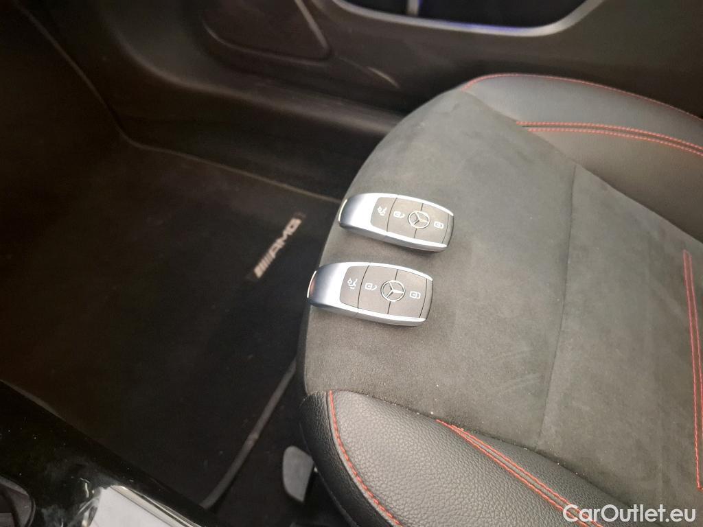 Mercedes  CLA-Klasse MERCEDES-BENZ CLA Coupe / 2019 / 4P / Coupé CLA 250 e AMG Line #12