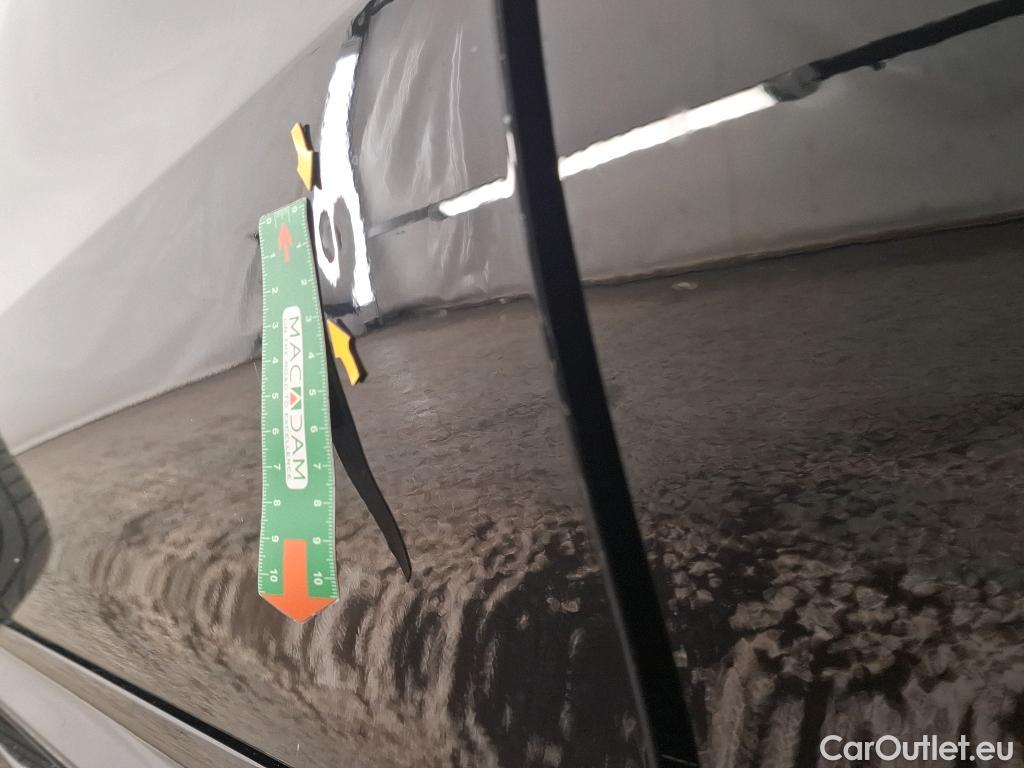 Mercedes  CLA-Klasse MERCEDES-BENZ CLA Coupe / 2019 / 4P / Coupé CLA 250 e AMG Line #8