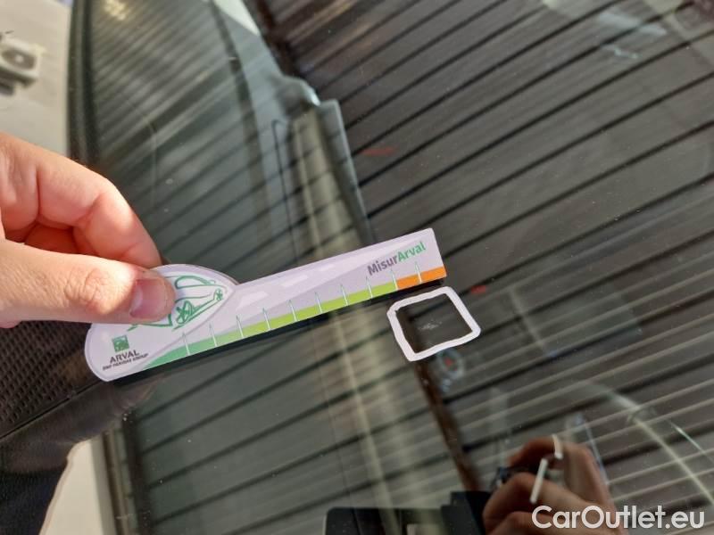 KIA  Sportage KIA  / 2021 / 5P / SUV 1.6 TGDI HEV STYLE 2WD AUTO #23