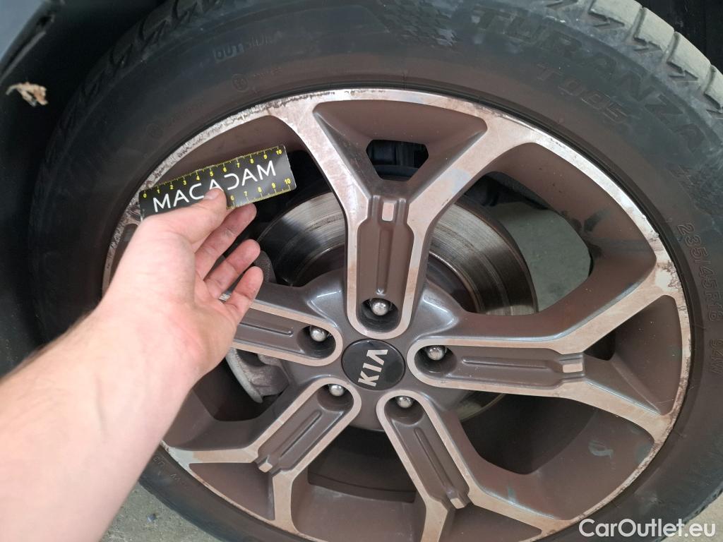 KIA  XCeed  Plug-in Hybrid Premium 1.6 140CV BVA6 E6d #19