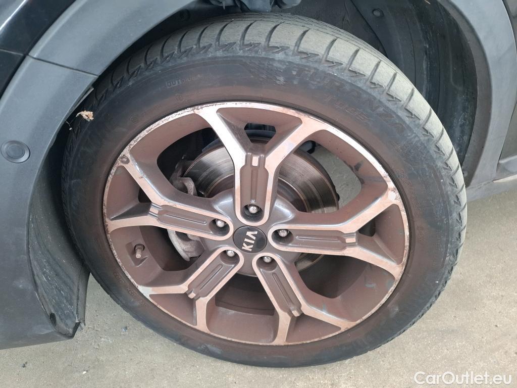 KIA  XCeed  Plug-in Hybrid Premium 1.6 140CV BVA6 E6d #9