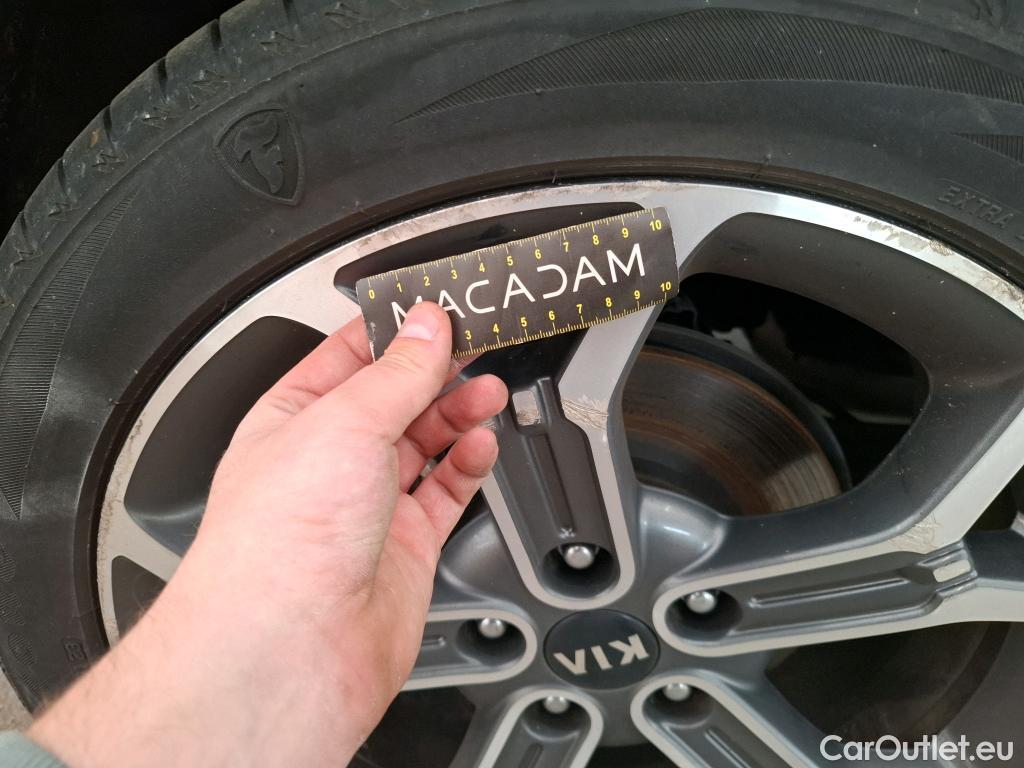 KIA  XCeed  Plug-in Hybrid Premium 1.6 140CV BVA6 E6d #32