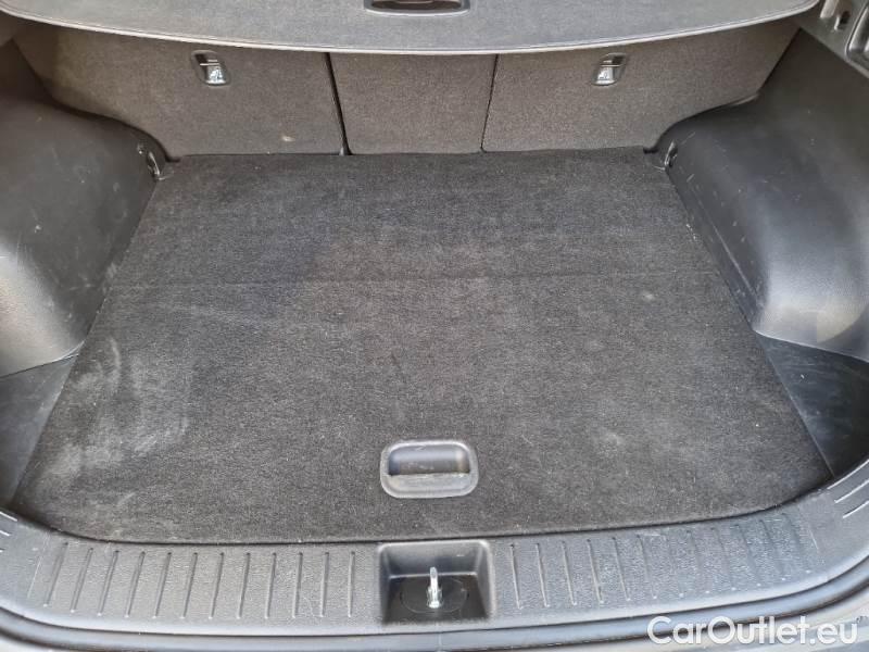 KIA  Sportage KIA  / 2021 / 5P / SUV 1.6 TGDI HEV STYLE 2WD AUTO #96