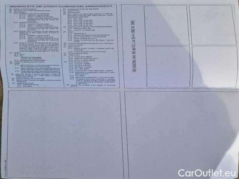 KIA  Sportage KIA  / 2021 / 5P / SUV 1.6 TGDI HEV STYLE 2WD AUTO #120