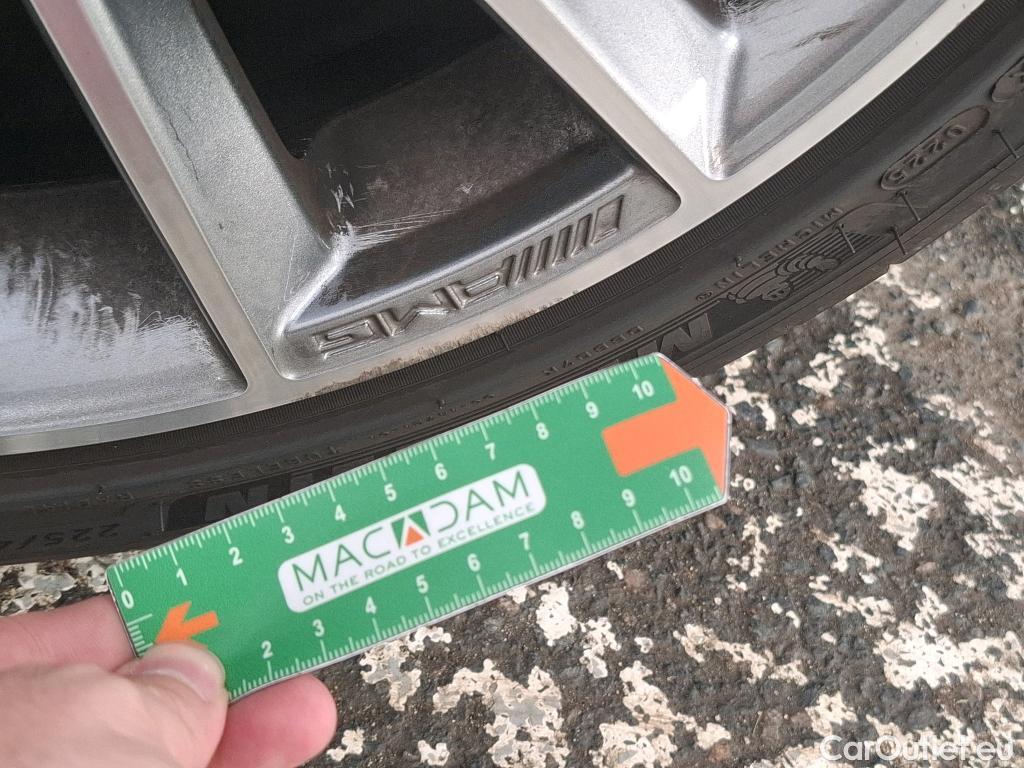 Mercedes  CLA-Klasse MERCEDES-BENZ CLA Coupe / 2019 / 4P / Coupé CLA 250 e AMG Line #20