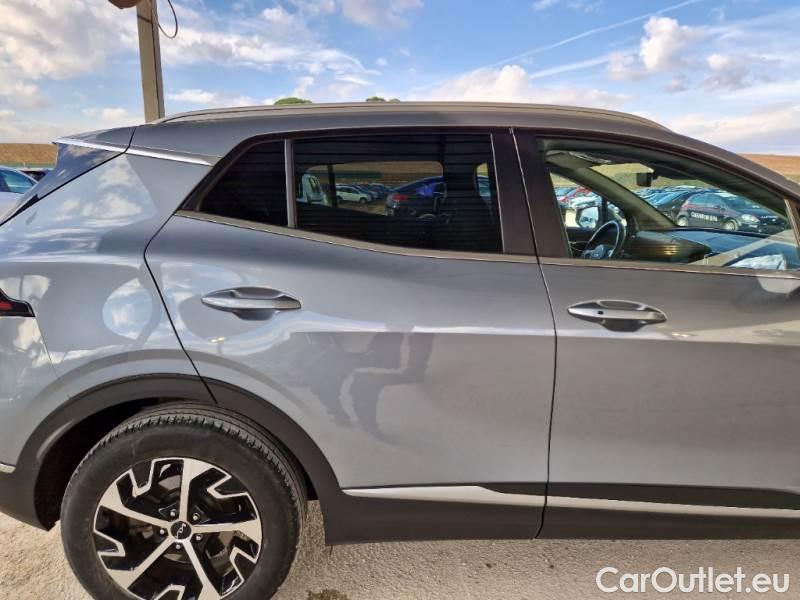 KIA  Sportage KIA  / 2021 / 5P / SUV 1.6 TGDI HEV STYLE 2WD AUTO #49