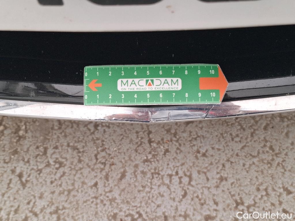 Mercedes  CLA-Klasse MERCEDES-BENZ CLA Coupe / 2019 / 4P / Coupé CLA 250 e AMG Line #16