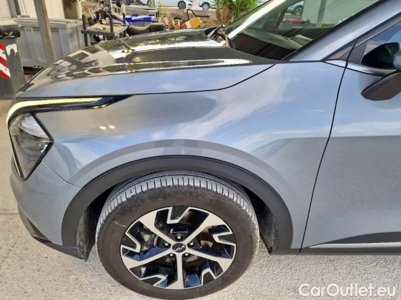 KIA  Sportage KIA  / 2021 / 5P / SUV 1.6 TGDI HEV STYLE 2WD AUTO #72