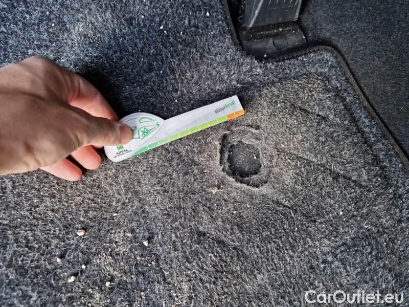 KIA  Sportage KIA  / 2021 / 5P / SUV 1.6 TGDI HEV STYLE 2WD AUTO #89