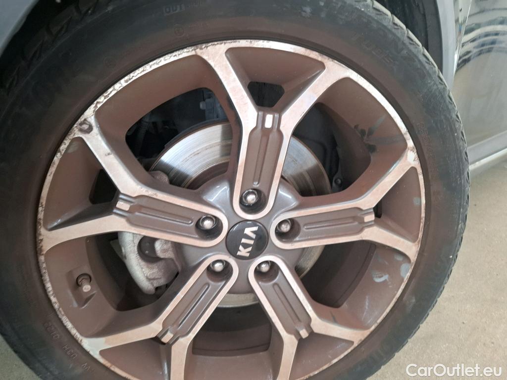 KIA  XCeed  Plug-in Hybrid Premium 1.6 140CV BVA6 E6d #49