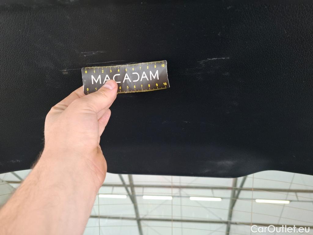  Mercedes  GLA MERCEDES-BENZ  / 2020 / 5P / SUV  250 e BUSINESS LINE DCT #29