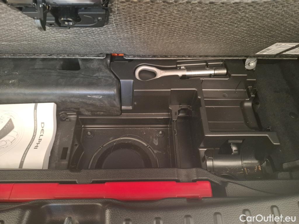  Mercedes  GLA MERCEDES-BENZ  / 2020 / 5P / SUV 1.3  250 e AMG LINE DCT #18