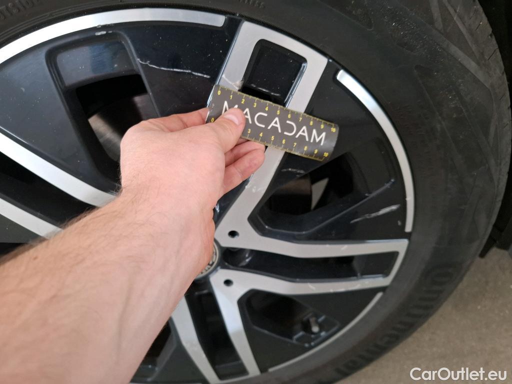  Mercedes  GLA MERCEDES-BENZ  / 2020 / 5P / SUV  250 e BUSINESS LINE DCT #22