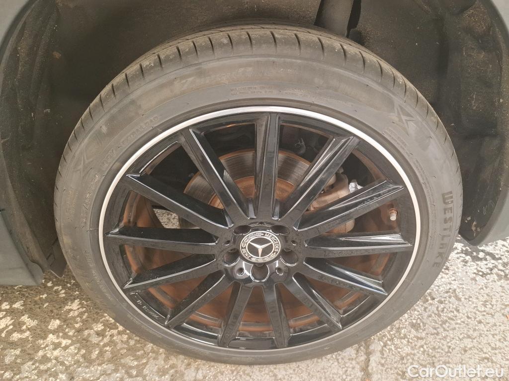  Mercedes  GLA MERCEDES-BENZ  / 2020 / 5P / SUV 1.3  250 e AMG LINE DCT #22