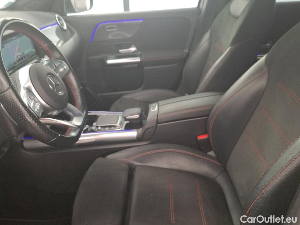  Mercedes  GLA MERCEDES-BENZ  / 2020 / 5P / SUV 1.3  250 e AMG LINE DCT #24