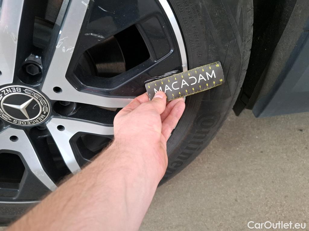  Mercedes  GLA MERCEDES-BENZ  / 2020 / 5P / SUV  250 e BUSINESS LINE DCT #24