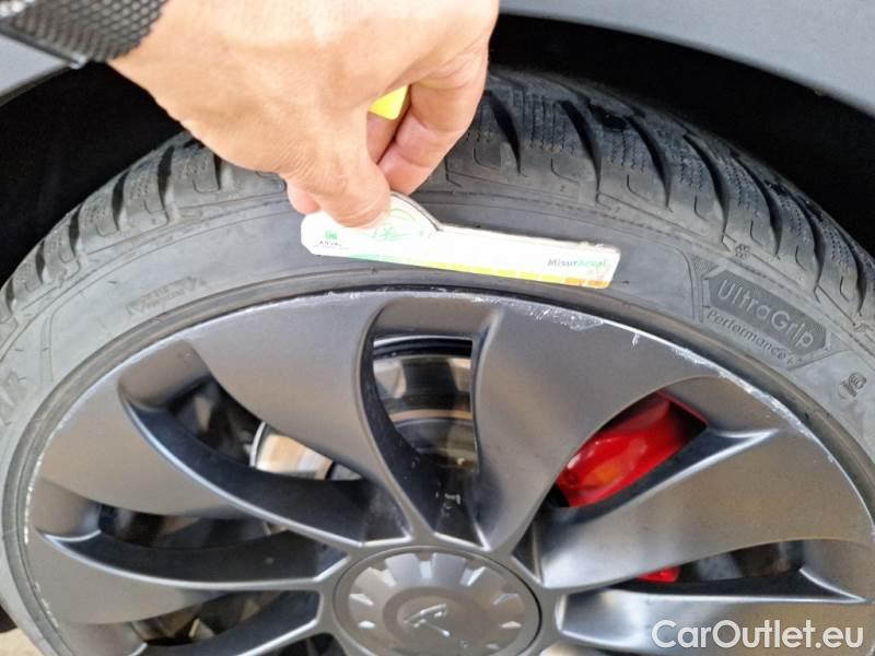 Tesla  Model Y TESLA  / 2020 / 5P / SUV 75 KWH PERFORMANCE DUAL MOTOR 4WD AUT #57