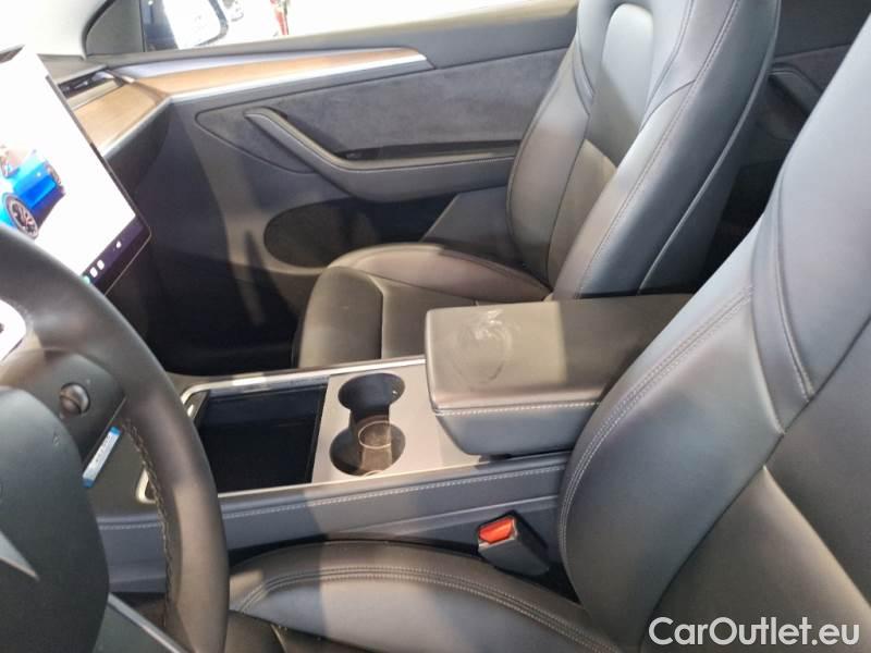 Tesla  Model Y TESLA  / 2020 / 5P / SUV 75 KWH PERFORMANCE DUAL MOTOR 4WD AUT #60