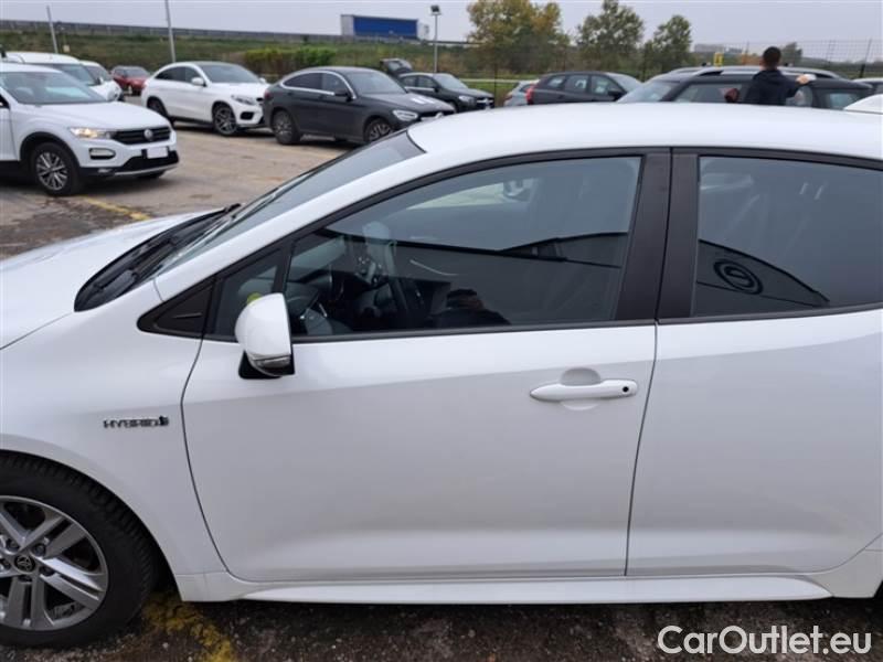 Toyota  Corolla TOYOTA  / 2019 / 5P / BERLINA 1.8 HYBRID ACTIVE #53