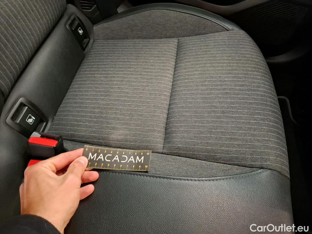  Renault  Clio  V Intens 1.6 E-TECH Hybrid 140CV BVA6 E6d #12