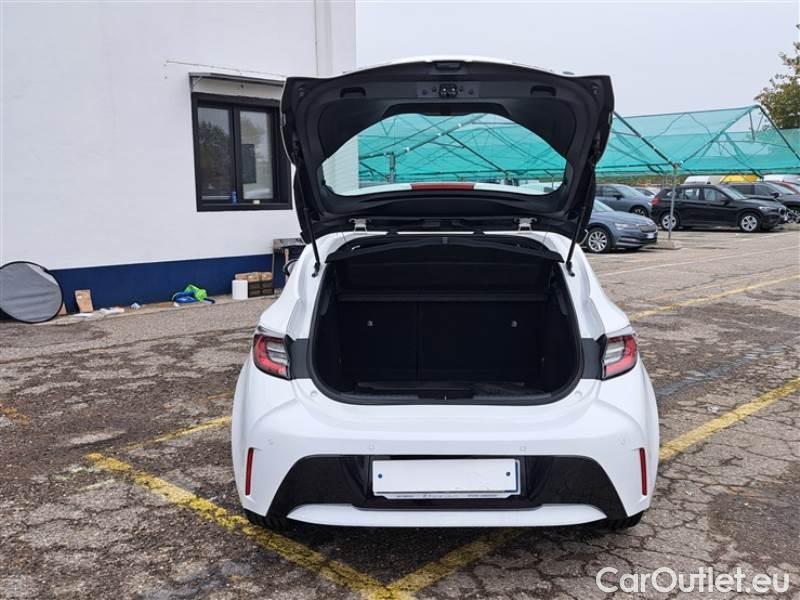 Toyota  Corolla TOYOTA  / 2019 / 5P / BERLINA 1.8 HYBRID ACTIVE #5