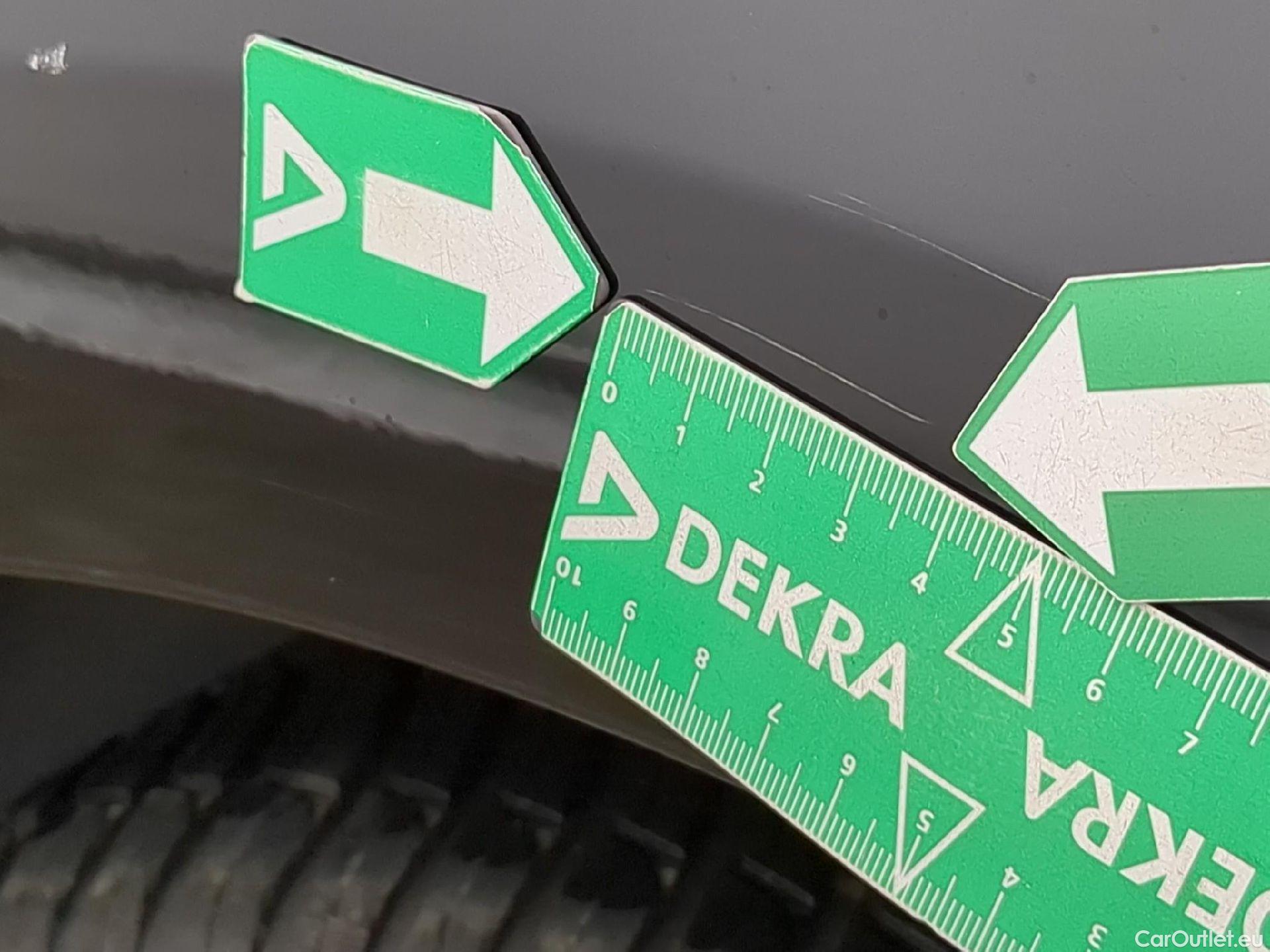  Renault  Clio  V Business 1.6 E-TECH Hybrid 140CV BVA6 E6d #18