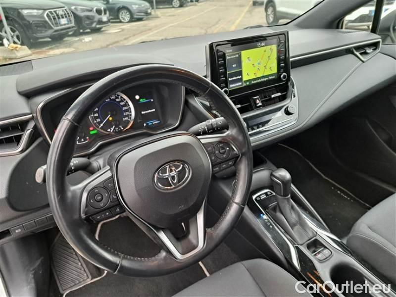 Toyota  Corolla TOYOTA  / 2019 / 5P / BERLINA 1.8 HYBRID ACTIVE #3
