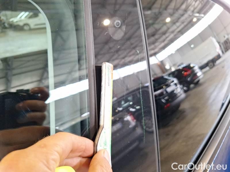 Tesla  Model Y TESLA  / 2020 / 5P / SUV 75 KWH PERFORMANCE DUAL MOTOR 4WD AUT #40