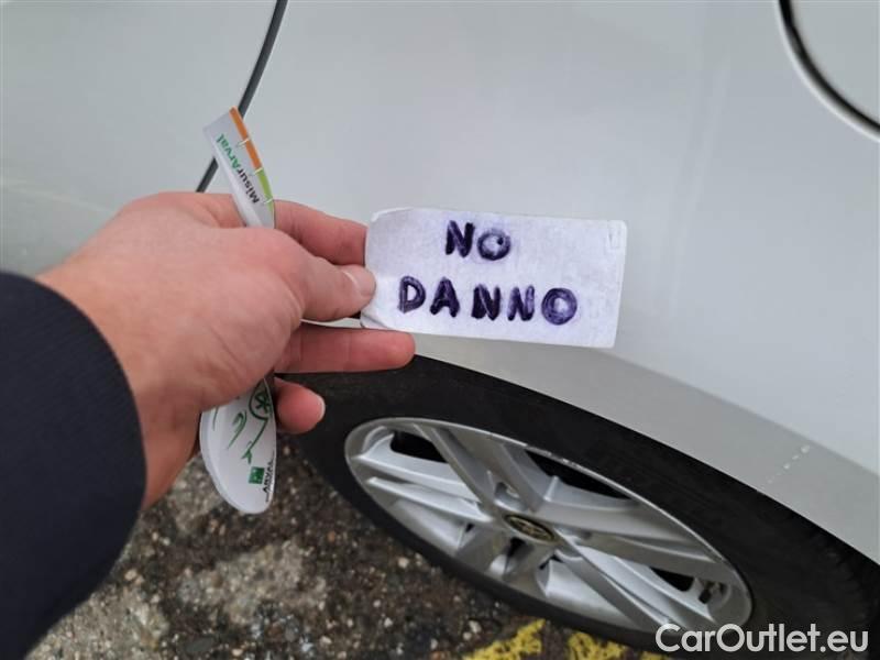 Toyota  Corolla TOYOTA  / 2019 / 5P / BERLINA 1.8 HYBRID ACTIVE #50