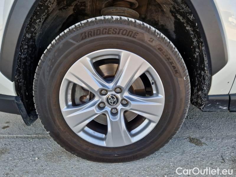 Toyota  RAV4 TOYOTA  / 2018 / 5P / CROSSOVER 2.5 HV 218CV E-CVT BUSINESS 2WD #60