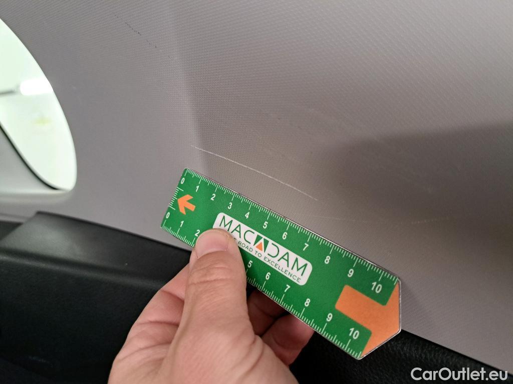 Toyota  RAV4 TOYOTA  Hybride  2018  5P  SUV 2WD 218ch Dynamic #8