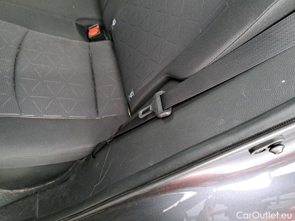 Toyota  RAV4 TOYOTA  Hybride  2018  5P  SUV 2WD 218ch Dynamic #11