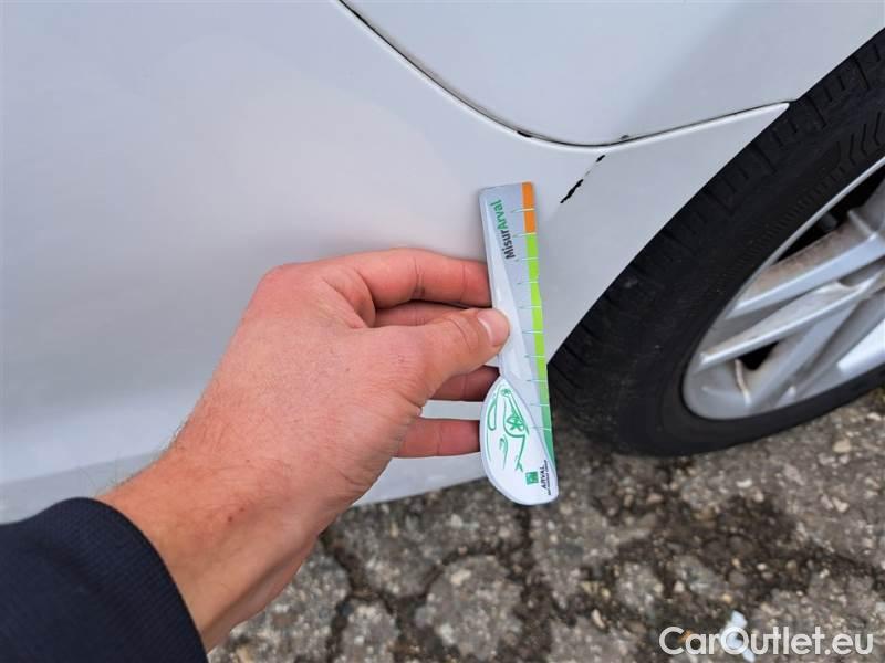 Toyota  Corolla TOYOTA  / 2019 / 5P / STATION WAGON TS HYBRID BUSINESS #40