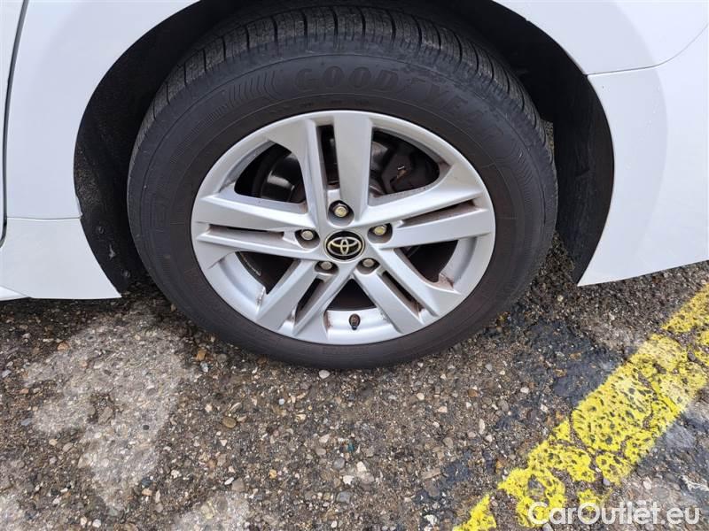 Toyota  Corolla TOYOTA  / 2019 / 5P / STATION WAGON TS HYBRID BUSINESS #19