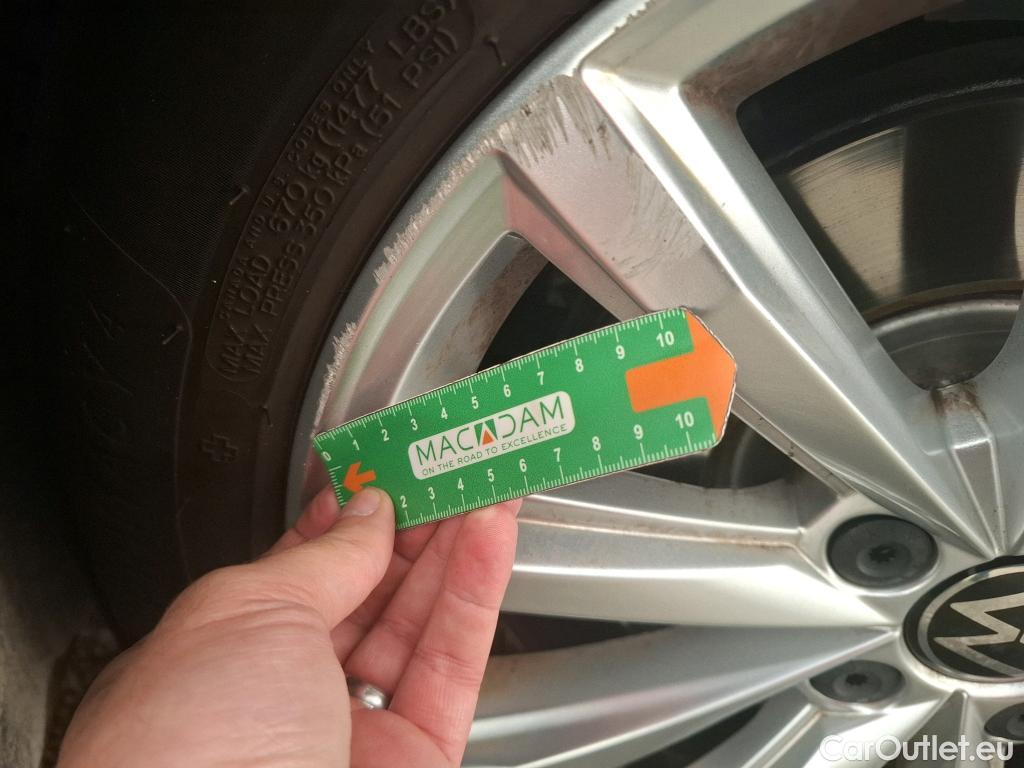 Volkswagen  Passat VOLKSWAGEN  SW / 2019 / 5P / Break 1.4 TSI DSG HYBRIDE RECHARGEABLE SW GTE #12