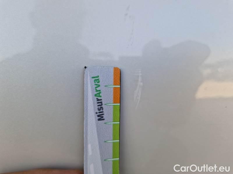 Toyota  RAV4 TOYOTA  / 2018 / 5P / CROSSOVER 2.5 HV 218CV E-CVT BUSINESS 2WD #50