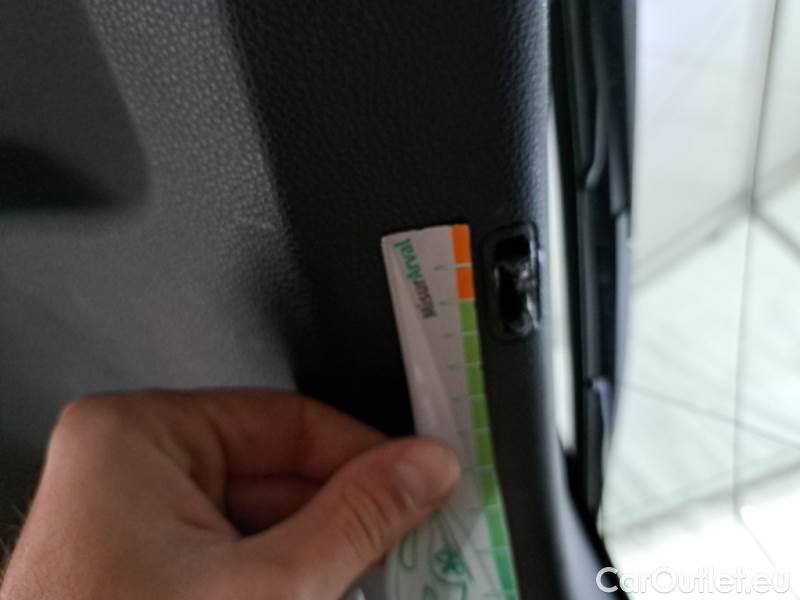 Toyota  Corolla TOYOTA  / 2019 / 5P / STATION WAGON TS 1.8 HYBRID BUSINESS #98