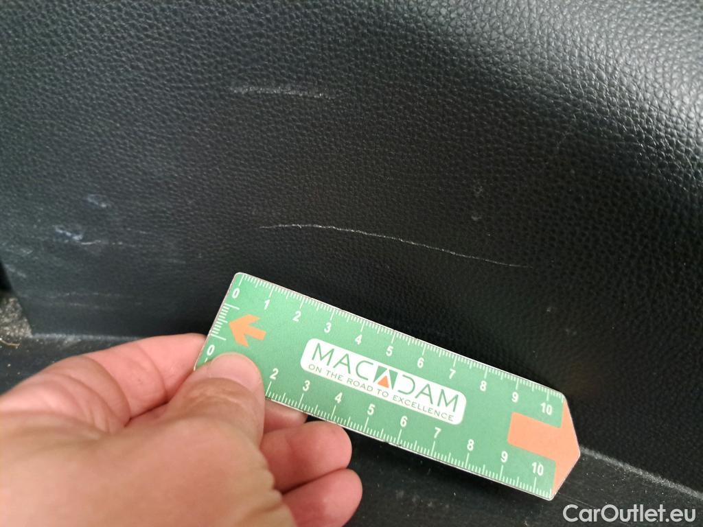 Toyota  RAV4 TOYOTA  Hybride  2018  5P  SUV 2WD 218ch Dynamic #25