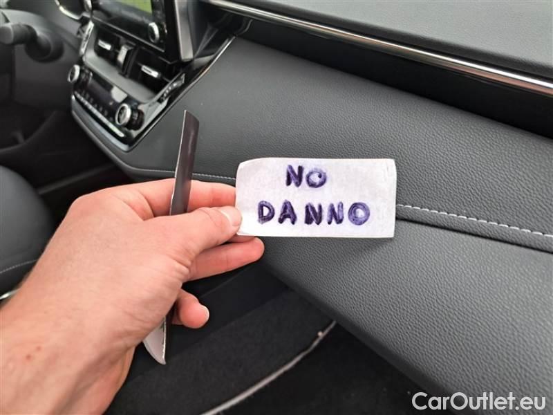 Toyota  Corolla TOYOTA  / 2019 / 5P / BERLINA 1.8 HYBRID ACTIVE #73